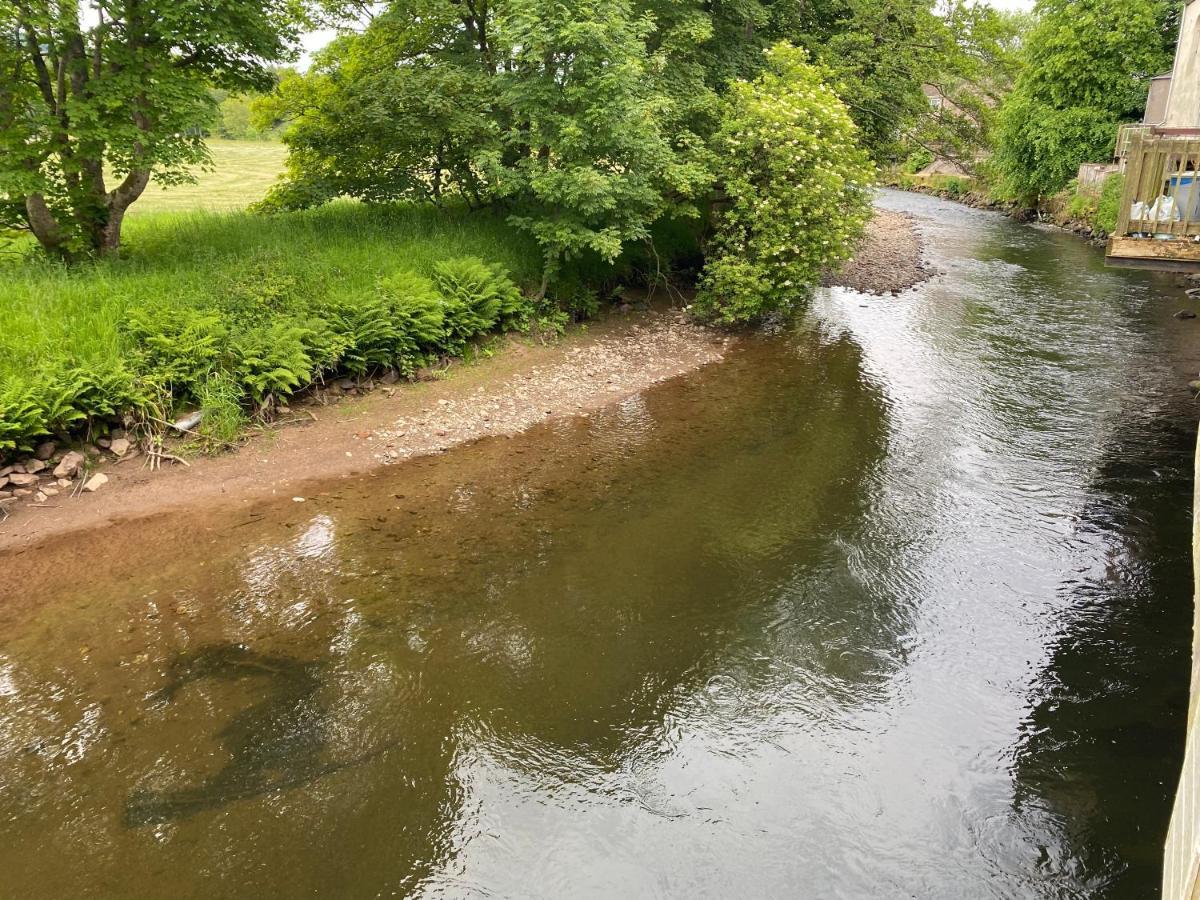Riverbank Cottage Lake District Double Balcony Egremont  Bagian luar foto